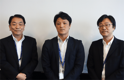 リスクマネジメント部担当部長 川名正幸様 | 総務人事部総務サービス室長 向山暢彦様 | 執行役員 鎌田寿雄様